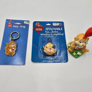 RARE 1985 Care Bear Playful‎ Heart Monkey Attachable Key Ring figurine